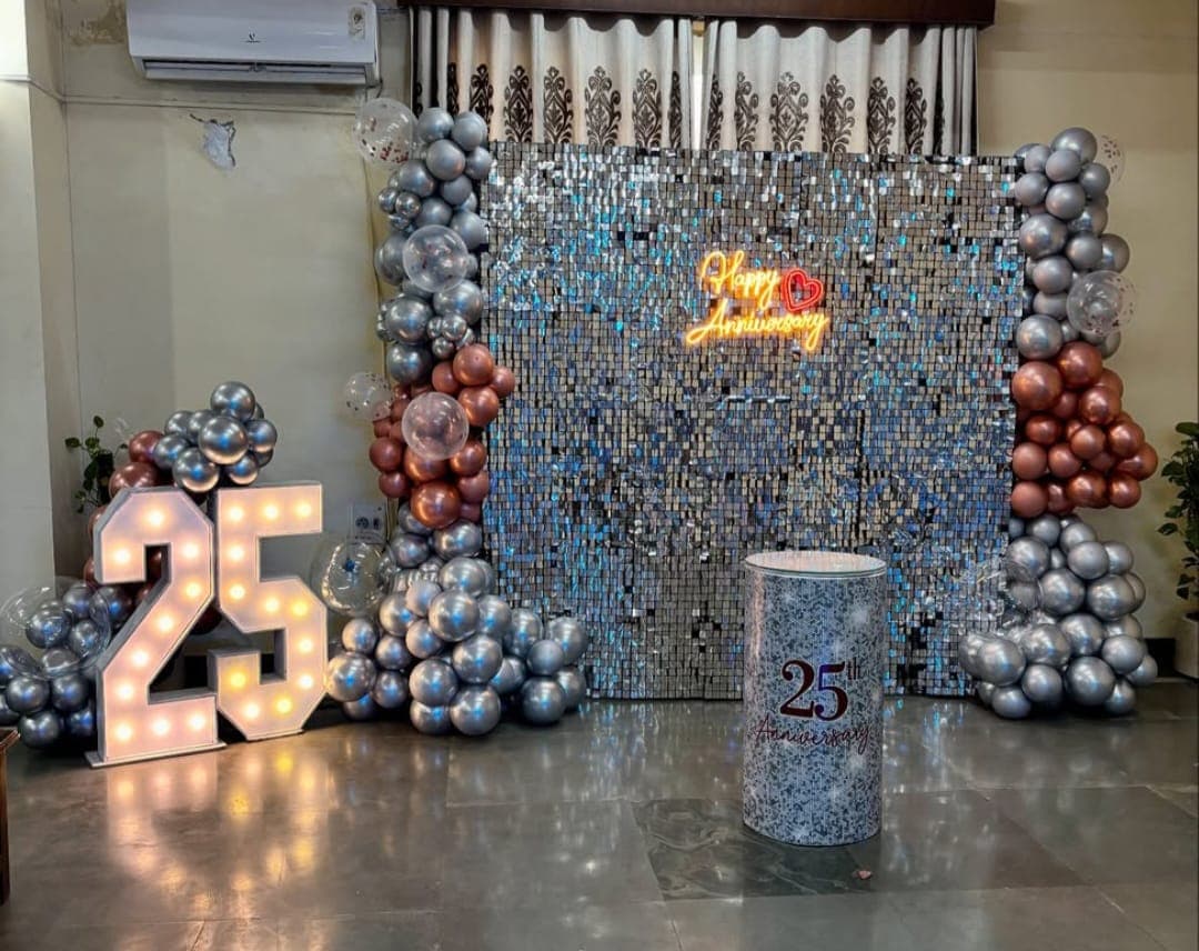 Anniversary balloon decoration with heart backdrop and lighting in Patna